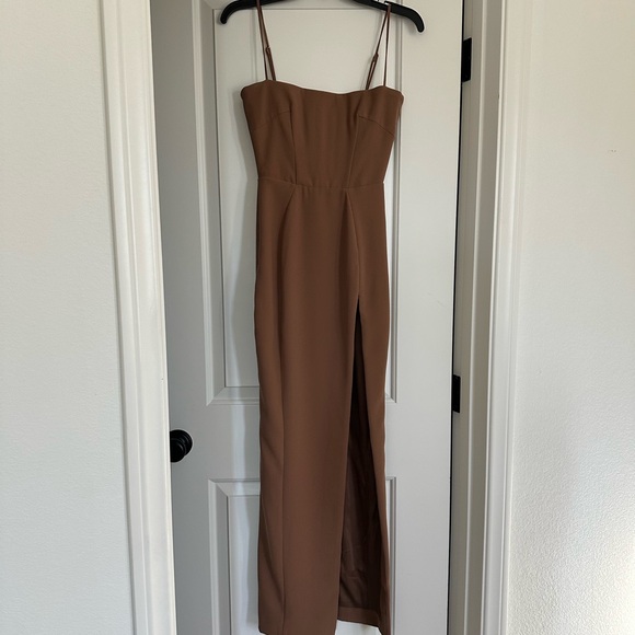 House of CB “Jaida” Maxi Slit Dress in Brown - Picture 3 of 4